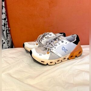 On Running Cloudflyer 4, Women’s, White Copper | Sz 8